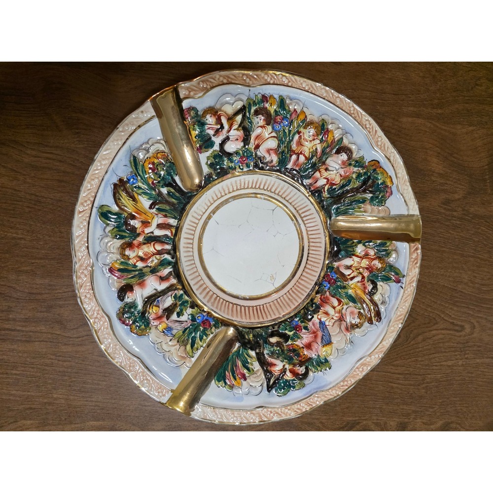 Capodimonte Italy Large Ceramic Cherub Relief Ashtray Gold Accents 1366/89 11.5"